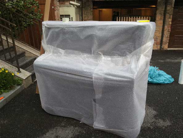 鋼琴可以立起來搬運嗎?鋼琴可以側(cè)立搬運或者能不能立起來搬運？